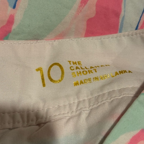 LILLY PULITZER Colorful Women's Shorts - Picture 3 of 4